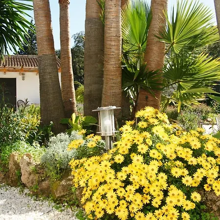 Bed & Breakfast Mil Estrellas 3*