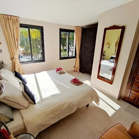 Bed & Breakfast Mil Estrellas 3*